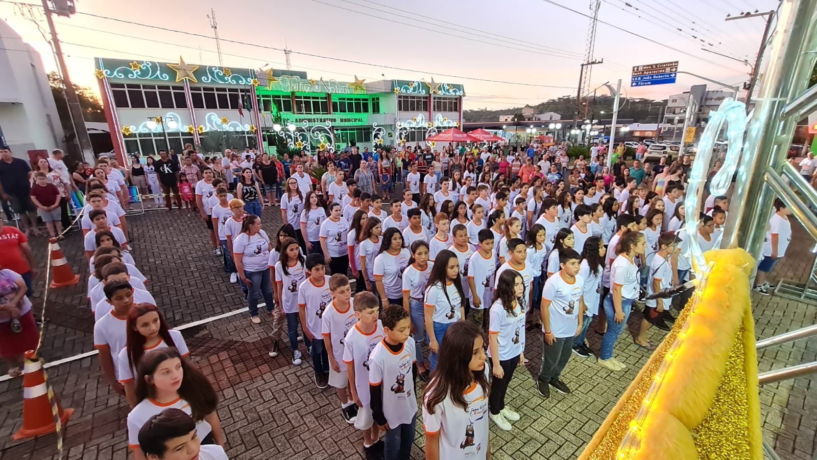 Alunos realizam formatura na plataforma Minecraft